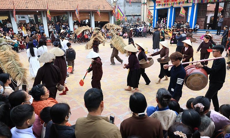 Vĩnh Phúc: Độc đáo Lễ hội trâu rơm bò rạ – nét đặc trưng của cư dân lúa nước