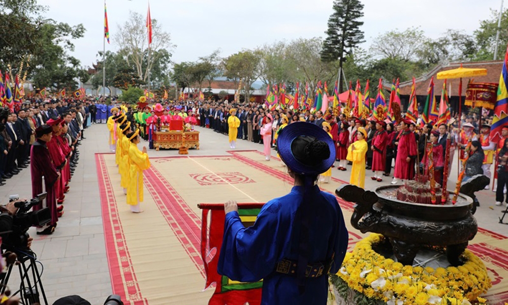 Phú Thọ: Lễ dâng hương tri ân công đức Tổ Mẫu Âu Cơ năm Giáp Thìn