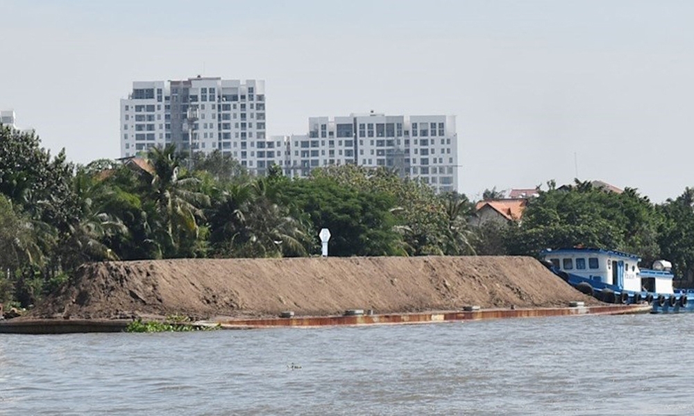 Thành phố Hồ Chí Minh: Tăng cường phòng, chống khai thác cát trái phép