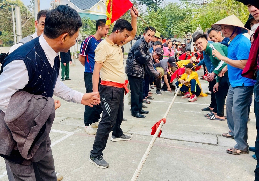 Phú Thọ: Trang nghiêm lễ hội truyền thống đền làng Hữu Bổ hạ