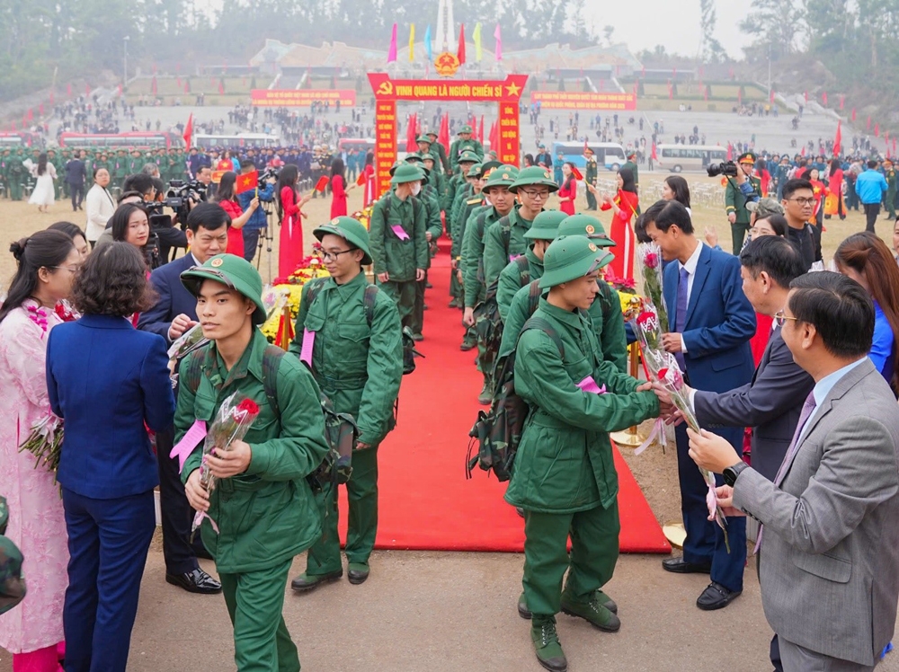 Hải Phòng: Tưng bừng Ngày hội tòng quân năm 2025