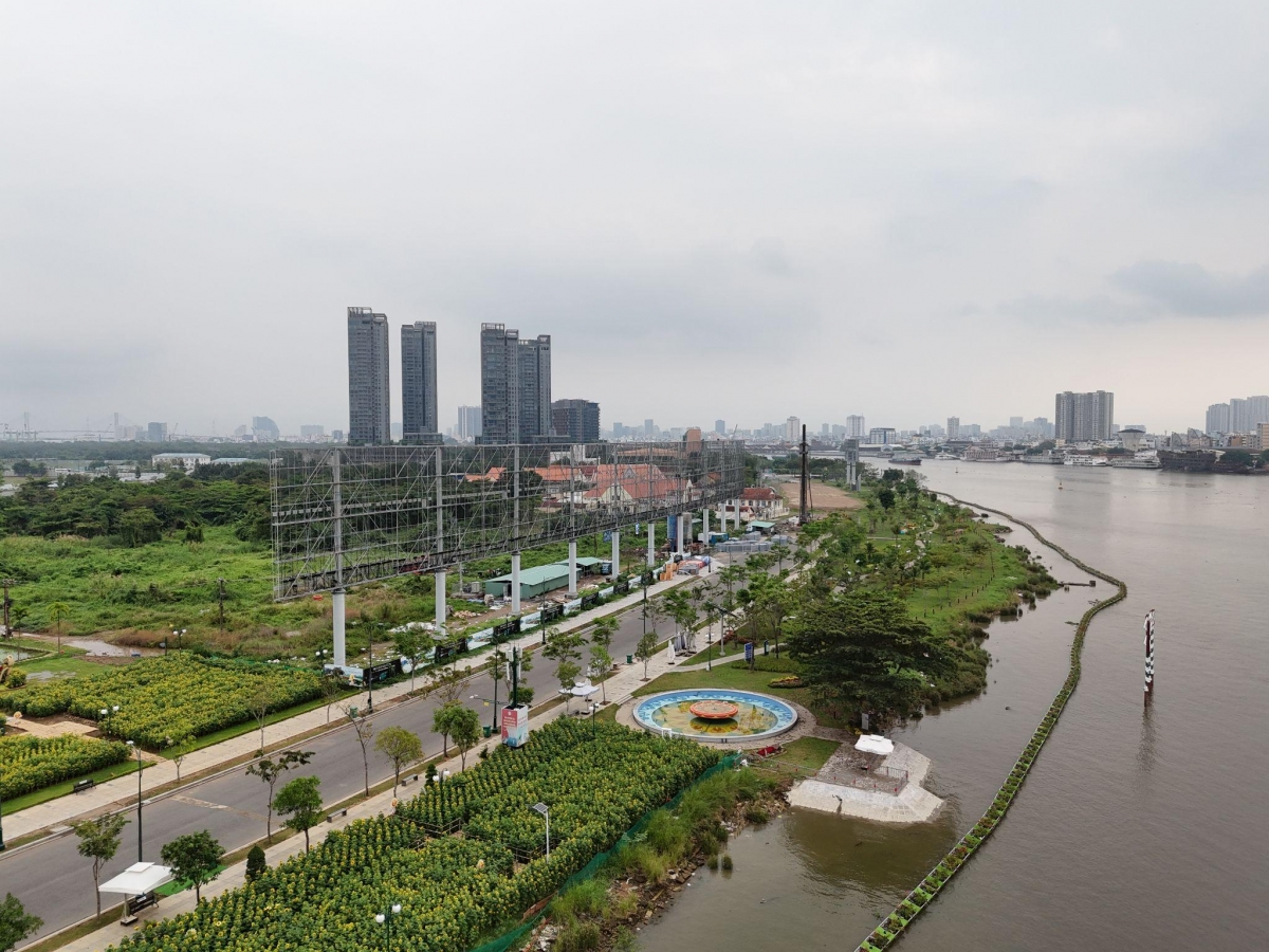 Thành phố Hồ Chí Minh: Toàn cảnh khu vực sắp khởi công cầu đi bộ bắc qua sông Sài Gòn