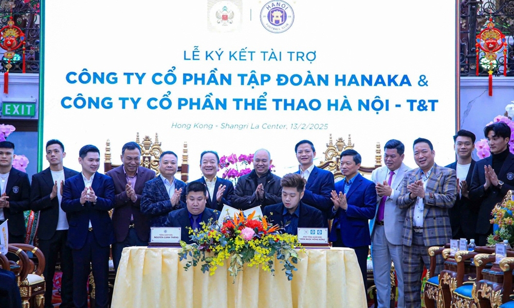 Tập đoàn Hanaka tài trợ 18 tỷ đồng cho CLB bóng đá Hà Nội