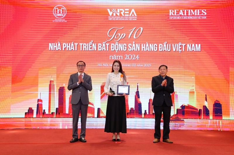 Văn Phú - Invest: Khẳng định vị thế với giải thưởng Top 10 Nhà phát triển bất động sản hàng đầu Việt Nam 2024