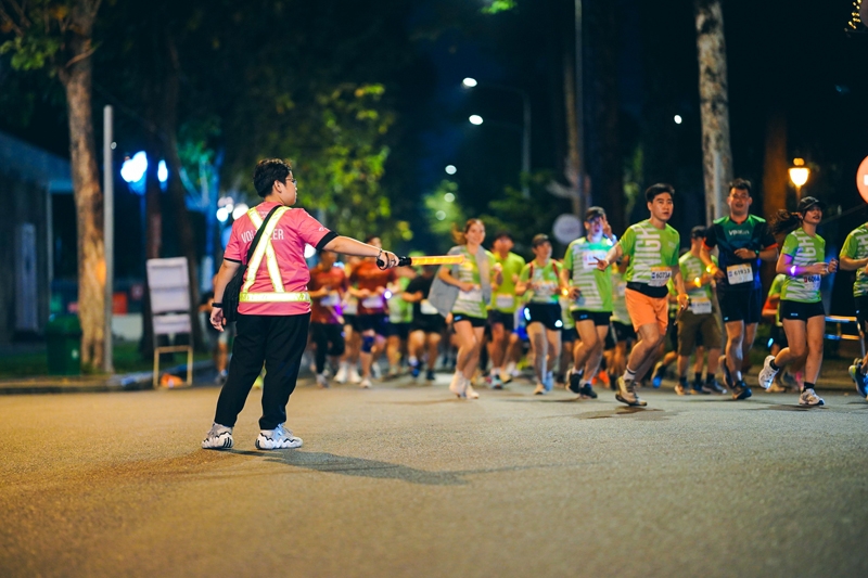 VPBank VnExpress Marathon Ho Chi Minh City Midnight - cung đường sôi động rực ánh sáng