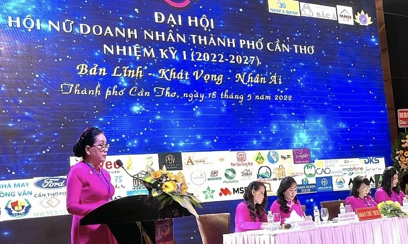 Bà Tạ Thị Thu được bầu làm Chủ tịch Hội Nữ doanh nhân thành phố Cần Thơ nhiệm kỳ 2022-2027