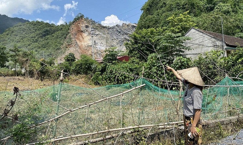 Phú Thọ: Mỏ đá Chiến Thắng nổ mìn khiến nhà dân bị nứt