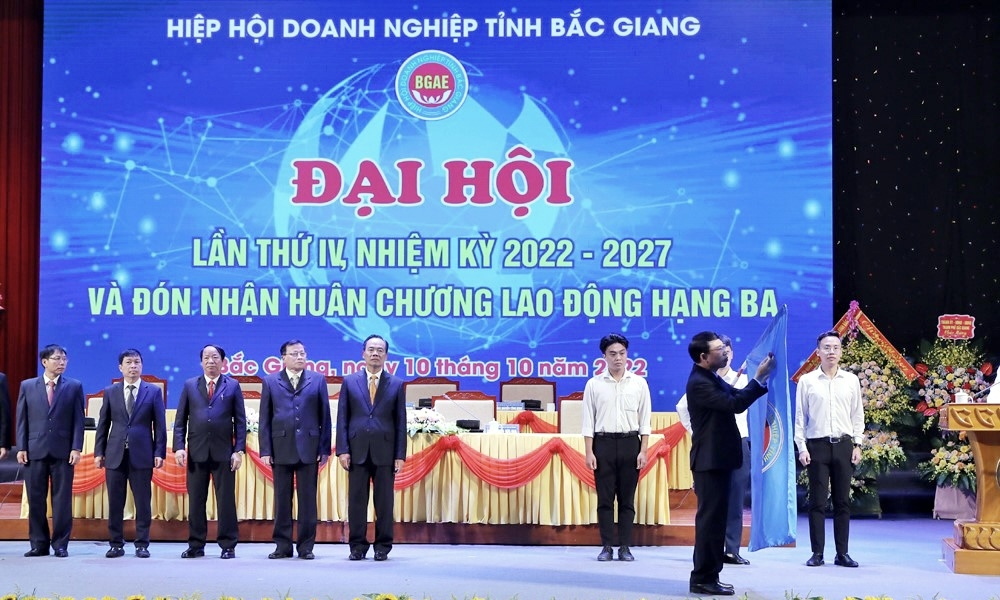 Hiệp hội Doanh nghiệp tỉnh Bắc Giang: Đón nhận Huân chương Lao động hạng Ba
