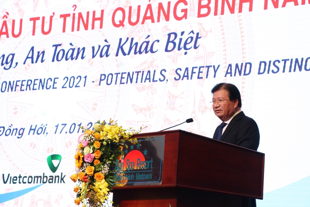 Phó Thủ tướng Trịnh Đình Dũng dự Hội nghị Xúc tiến đầu tư tại Quảng Bình
