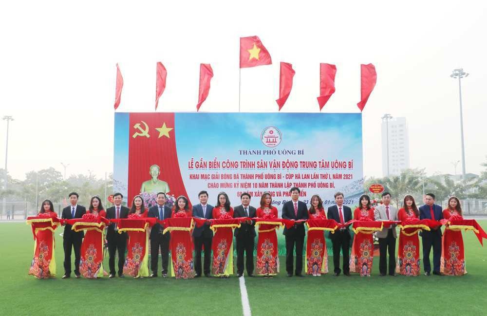 Quảng Ninh: Khánh thành Sân vận động trung tâm Uông Bí