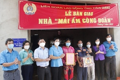 Kiên Giang: Bàn giao nhà “Mái ấm công đoàn” cho đoàn viên huyện Kiên Lương