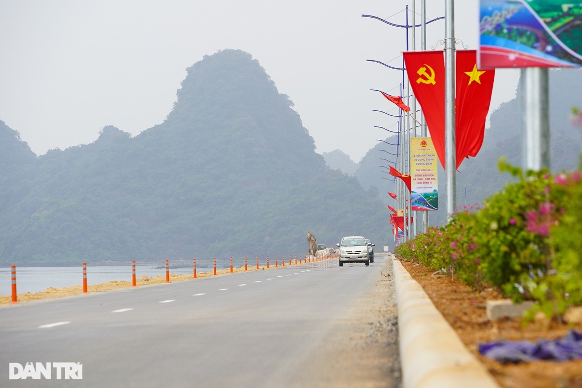 toan canh tuyen duong bao bien xuyen vinh ha long