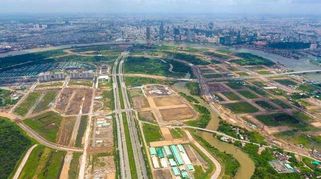 Động cơ nào khiến Tập đoàn Tân Hoàng Minh chi 2,5 tỷ đồng/m2 đất tại Thủ Thiêm?