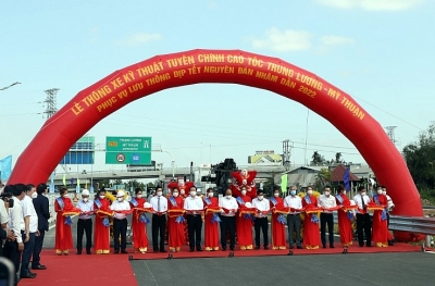 Thông xe kỹ thuật cao tốc Trung Lương - Mỹ Thuận