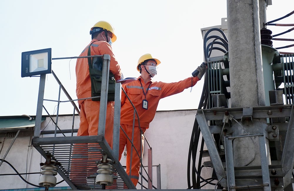 EVN đảm bảo vận hành hệ thống điện an toàn, ổn định dịp Tết Nguyên đán Nhâm Dần