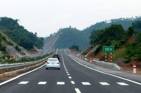 Bổ sung tuyến nối Nghĩa Lộ với cao tốc Nội Bài - Lào Cai vào quy hoạch phát triển giao thông vận tải đường bộ