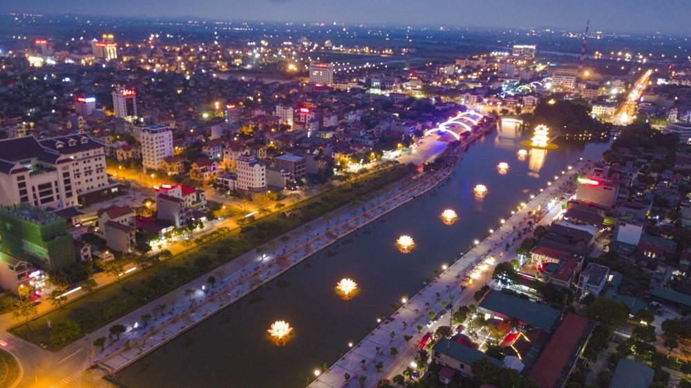 kham pha ninh binh vung dat hap dan khach du lich