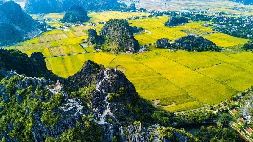 kham pha ninh binh vung dat hap dan khach du lich