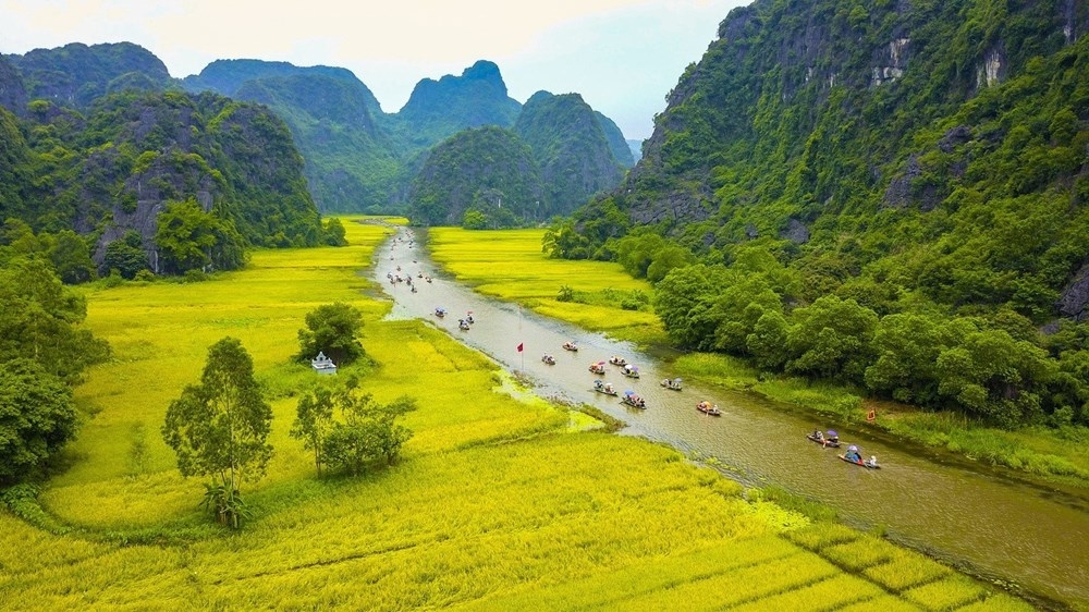 kham pha ninh binh vung dat hap dan khach du lich