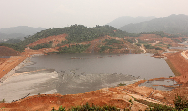 Vì sao Thái Nguyên không xử phạt Công ty Núi Pháo gây ô nhiễm môi trường?