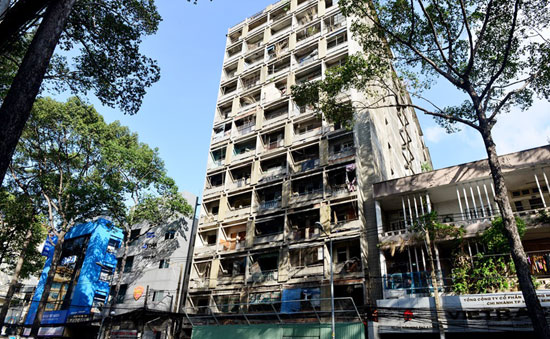 Giao quyền cho UBND quận  xây dựng, sửa chung cư cũ tại thành phố Hồ Chí Minh