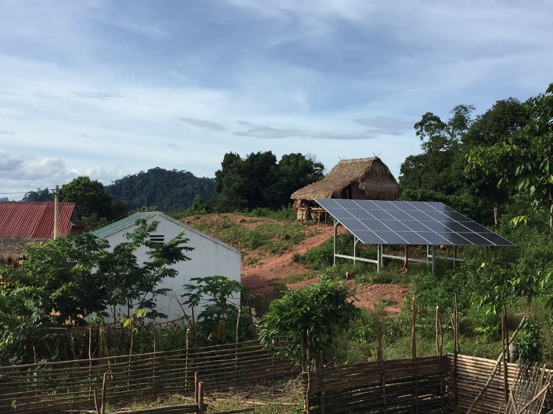 Quảng Bình: Hoàn thành công tác nghiệm thu bàn giao Dự án Cung cấp điện bằng năng lượng mặt trời trước ngày 30/4/2018