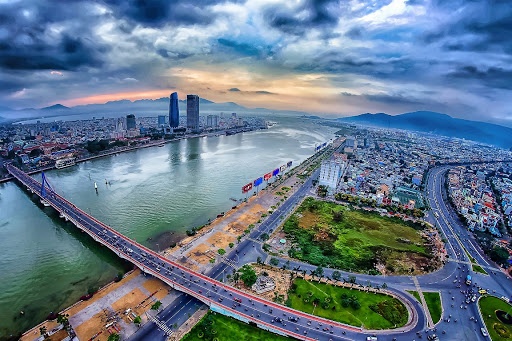 Xây dựng Đà Nẵng thành trung tâm kinh tế - xã hội lớn của cả nước