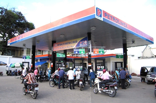 Thành phố Hồ Chí Minh tăng cường giám sát mặt hàng xăng dầu