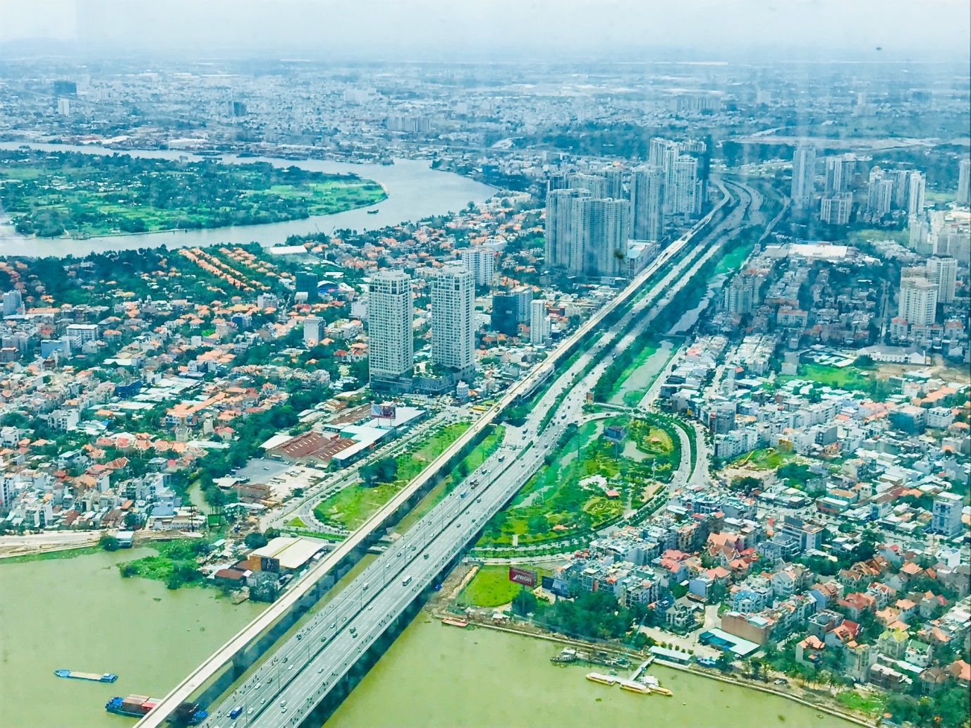 Thành phố Hồ Chí Minh ưu tiên kết nối giao thông liên vùng