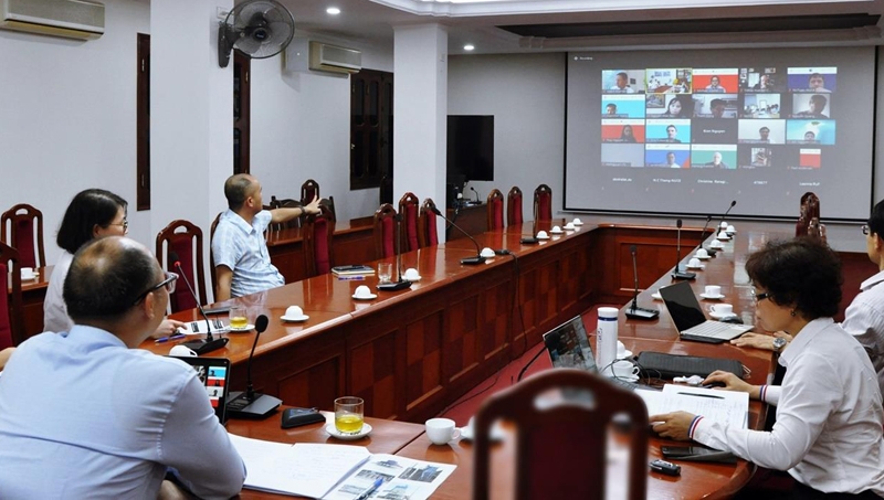 Hội nghị trực tuyến “Nghiên cứu vật liệu thích ứng với khí hậu trong bối cảnh kinh tế xã hội của Việt Nam”