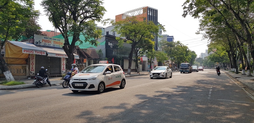 Thừa Thiên – Huế: Một số cửa hàng được mở cửa trở lại