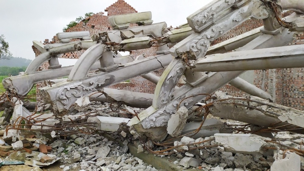 Nghệ An: Công an vào cuộc vụ người dân tự ý phá dỡ công trình sai phạm chùa Linh Sâm