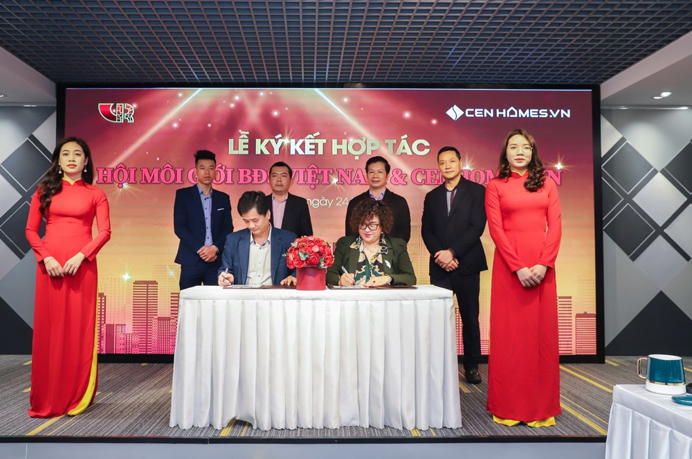 Hội Môi giới bất động sản Việt Nam và CenHomes ký kết hợp tác