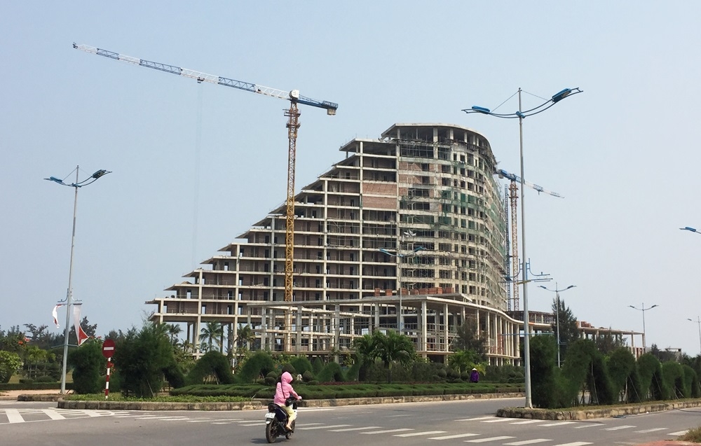 Quảng Bình: Dự án khách sạn 5 sao Pullman 1.100 tỷ đồng bao giờ mới hoàn thành?