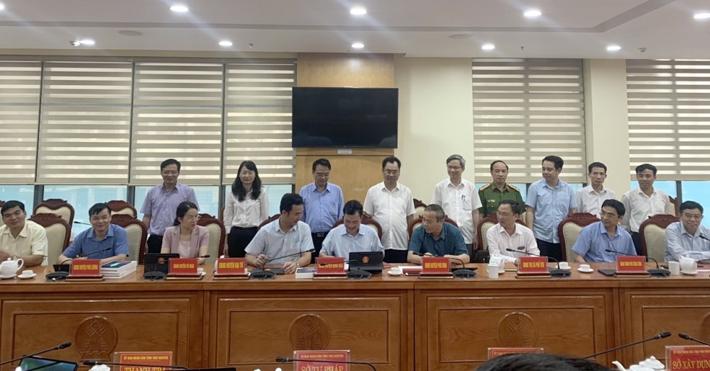 Thái Nguyên: Ký cam kết về trách nhiệm trong công tác quản lý Nhà nước về tài nguyên khoáng sản