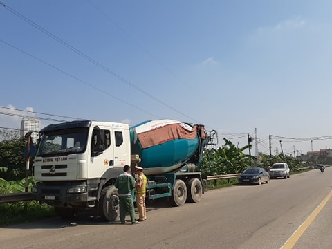 Phú Thọ: Ra quân tổng kiểm soát phương tiện giao thông đường bộ