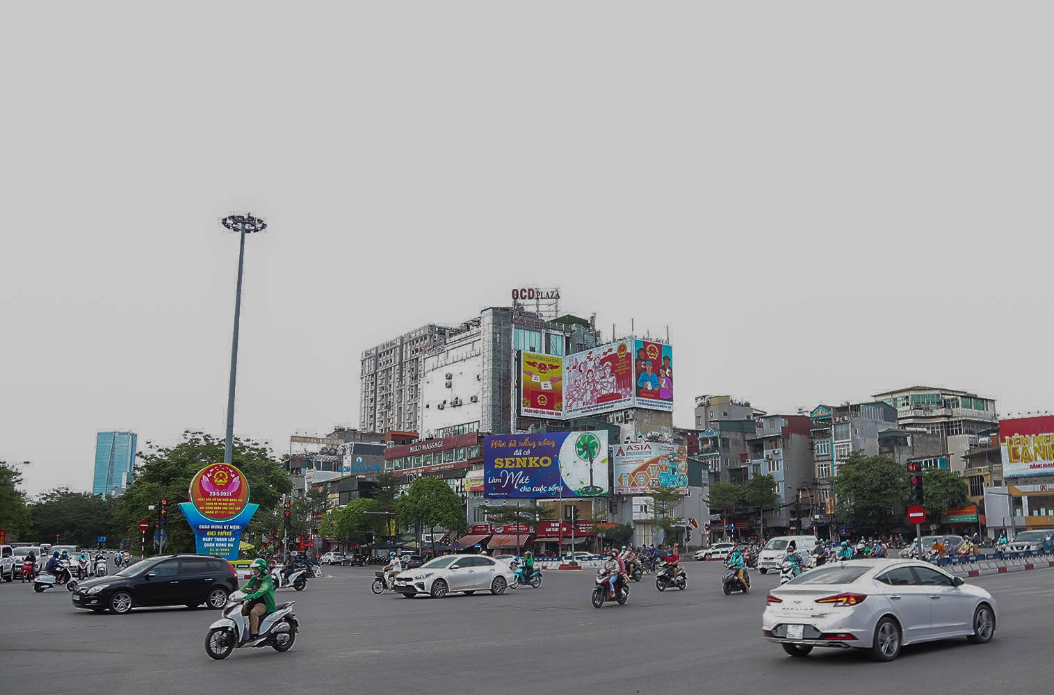 Hà Nội: Chỉnh trang nhiều tuyến phố chuẩn bị cho ngày bầu cử gần kề