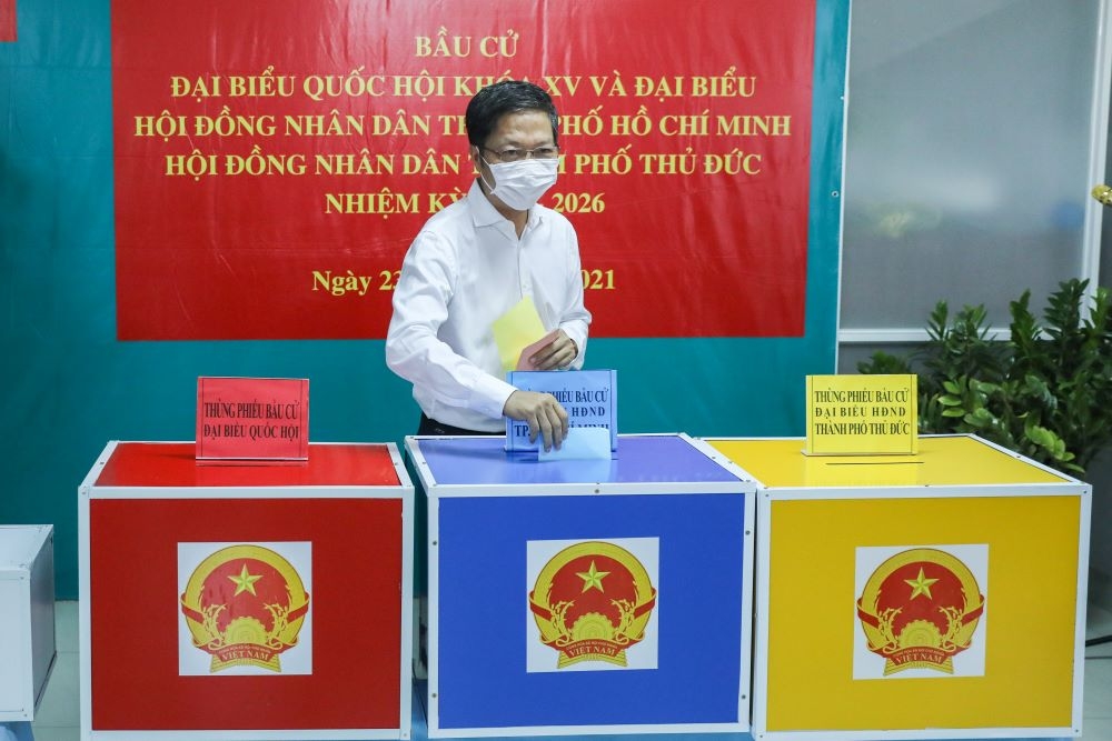 Trưởng Ban Kinh tế Trung ương tham gia bỏ phiếu bầu cử tại Thành phố Hồ Chí Minh