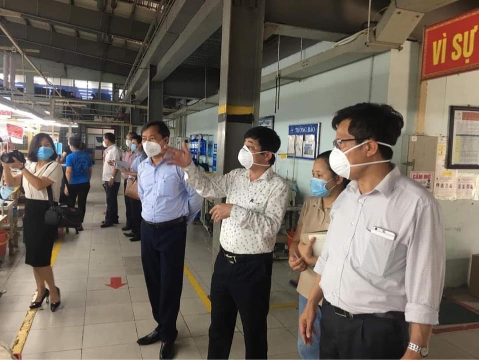 Giám sát chặt các nhà máy ngoài điểm nóng ở Bắc Giang, không để dịch bệnh xâm nhập