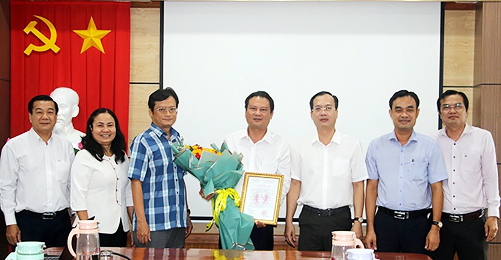Ông Lê Văn Ngọt được bổ nhiệm làm Phó Giám đốc Sở Xây dựng tỉnh Đồng Tháp