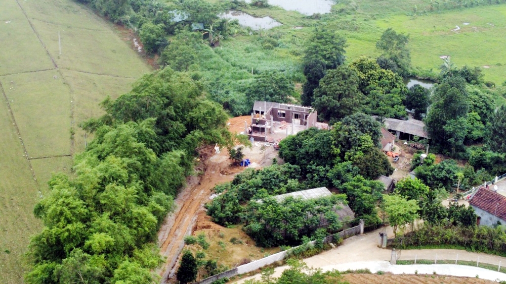 son tay ha noi nhuc nhoi tinh trang vi pham dat dai trat tu xay dung tren dia ban xa son dong