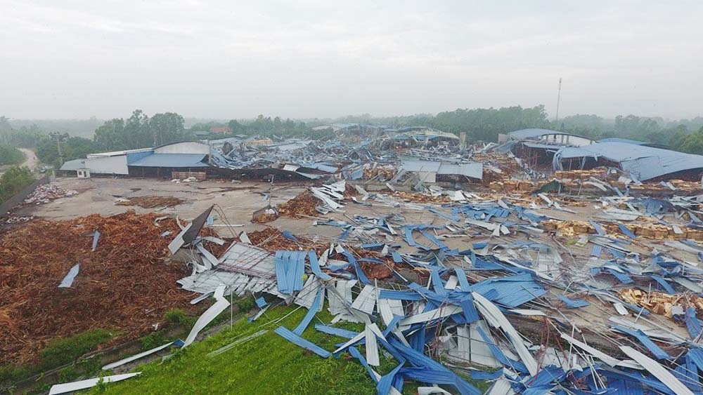 Bộ Xây dựng yêu cầu khẩn trương giải quyết sự cố sập nhà xưởng tại Vĩnh Phúc