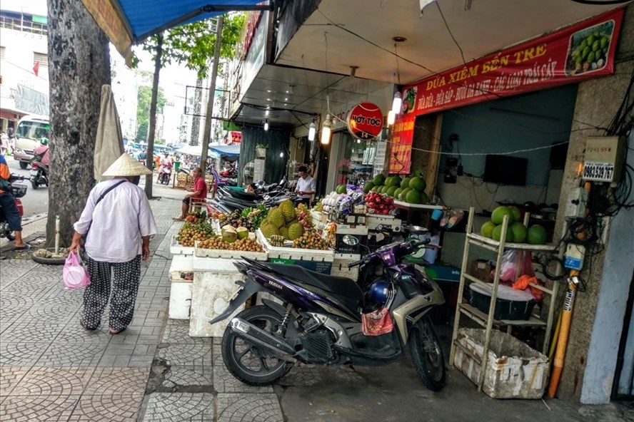 tphcm du dinh thu phi su dung tam long duong he pho