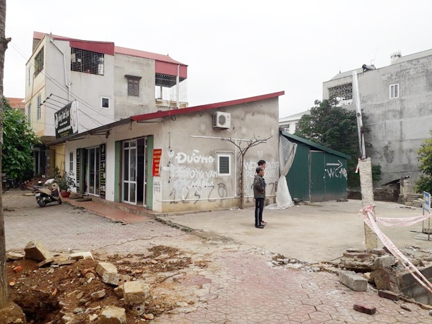 Trở lại bài báo: “TP Lạng Sơn: Có hay không những khuất tất trong cấp Giấy chứng nhận quyền sử dụng đất và cưỡng chế phá dỡ công trình xây dựng?”
