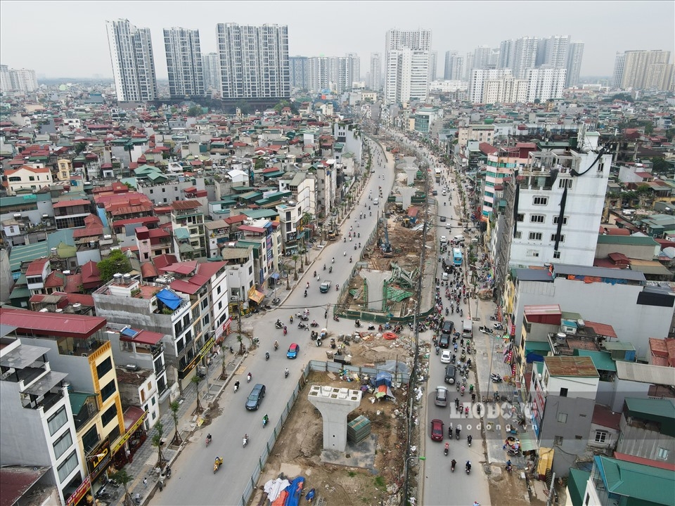 tan thay nhung ngoi nha sieu mong tren duong vanh dai 2