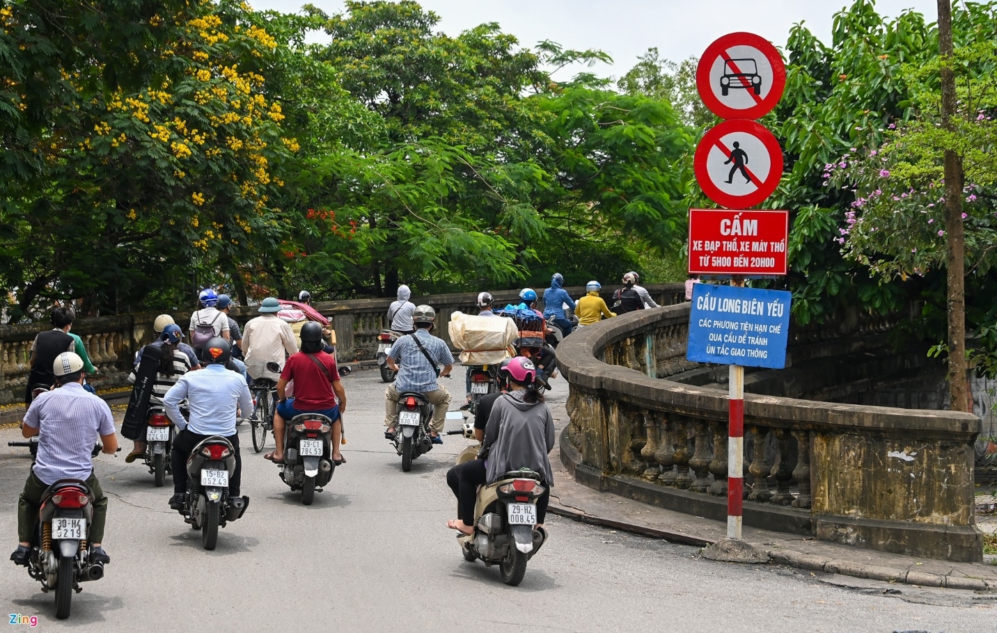 hien trang xuong cap o cay cau thep gia nhat viet nam