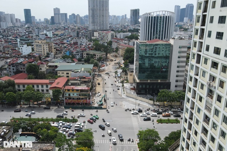 13km duong huynh thuc khang keo dai sau 4 nam thi cong gio ra sao