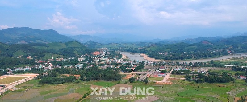 Quảng Ngãi: Đấu giá đất sôi động chưa từng có ở huyện miền núi Sơn Hà