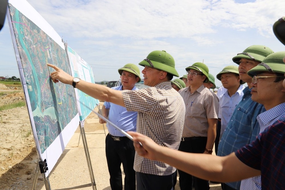 Thanh Hóa: Thị sát tình hình thi công một số dự án hạ tầng tại huyện Hoằng Hóa