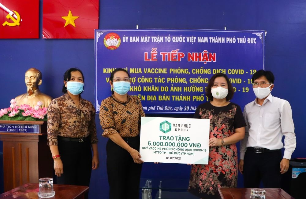 Thành phố Hồ Chí Minh: Nhiều đại gia bất động sản đi đầu, chung tay ủng hộ Quỹ vaccine phòng, chống Covid-19